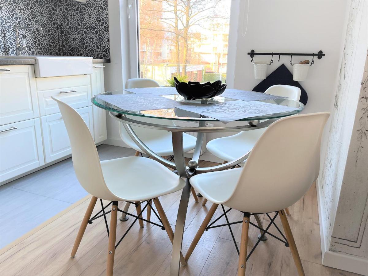 Apartament Polanki Z Basenem Blisko Plazy Apartment Kolobrzeg Luaran gambar